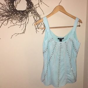 Sold ☀️White House|Black Market NWT lined tank